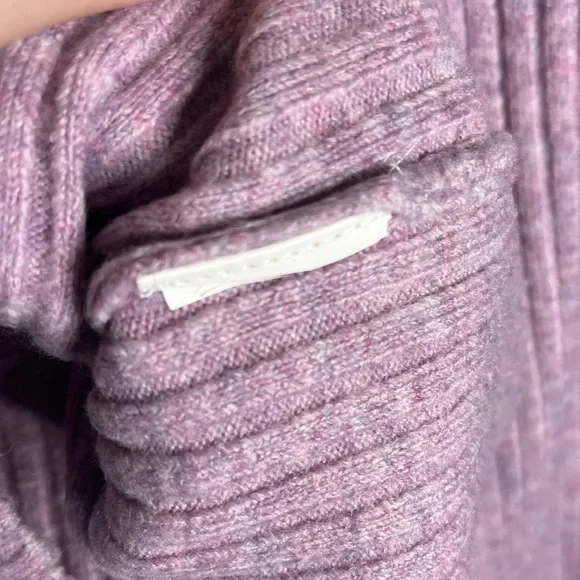 Minkpink Lilac Saeeda Square Neck Knit pink lavender puff sleeve size small - Picture 6 of 7